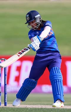 PHOTO : भारतीय महिला संघानं पाकिस्तानविरुद्ध सामना तर जिंकलाच पण मनंही जिंकली, अजूनही कौतुकाचा वर्षाव