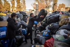 Ukraine Crisis: ভিনদেশে আটকে পড়া ছেলেমেয়েদের কথা ভেবে চরম উত্কণ্ঠায় দিন কাটছে বহু পরিবারের। Bangla News