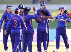 PHOTO : भारतीय महिला संघानं पाकिस्तानविरुद्ध सामना तर जिंकलाच पण मनंही जिंकली, अजूनही कौतुकाचा वर्षाव