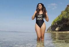 અભિનેત્રી 'ત્રિધા ચૌધરી'નો બિકિની અંદાજ જોઈ ચોંકી જશો, આશ્રમ સીરિઝમાં આપ્યા હતા હોટ પોઝ