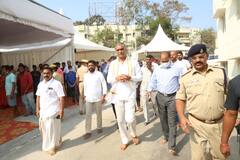 IN PICS | Telangana Finance Minister Harish Rao At Yadadri Temple Ahead Of Presenting Budget Today