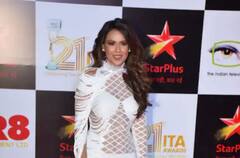 ਅਜੀਬੋ-ਗਰੀਬ ਡ੍ਰੈੱਸ ਪਾ ਕੇ ITA ਐਵਾਰਡ 2022 'ਚ ਪਹੁੰਚੀ ਇਹ ਖੂਬਸੂਰਤ ਹਸੀਨਾ ਹੋ ਗਈ ਪਰੇਸ਼ਾਨ, ਪਛਾਣਿਆ ਕੌਣ ਹੈ ਇਹ...