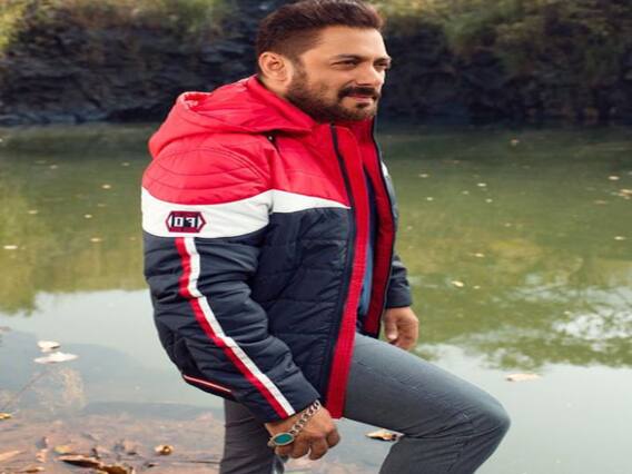 सालों बाद सलमान खान ने जताया अपनी सभी गर्लफ्रेंड्स की शादी होने पर अफसोस! जानें क्या है माजरा सालों बाद सलमान खान ने जताया अपनी सभी गर्लफ्रेंड्स की शादी होने पर अफसोस! जानें क्या है माजरा
