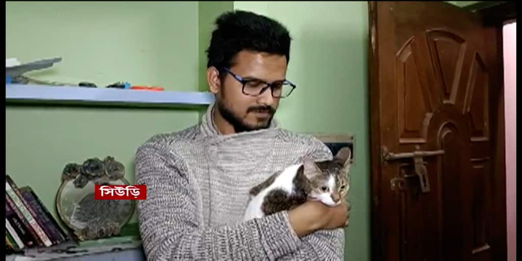 Russia-Ukraine War: কোর্স শেষ হতে আর দু’মাস বাকি, ইউক্রেন থেকে সিউড়ি ফিরতে হল ডাক্তারি পড়ুয়াকে birbhum siuri two months before the end of the course, the medical student has to return from Ukraine Russia-Ukraine War: কোর্স শেষ হতে আর দু’মাস বাকি, ইউক্রেন থেকে সিউড়ি ফিরতে হল ডাক্তারি পড়ুয়াকে