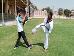 Rajasthan: दोनों हाथ गंवाने के बाद भी इस खिलाड़ी ने हासिल किया बड़ा मुकाम, लोग कहते थे अब किसी काम का नहीं रहा 'पिंटू' 