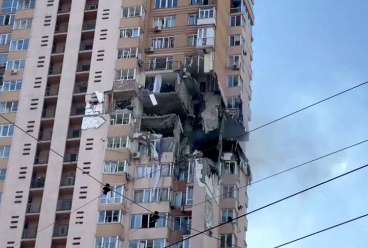 ਯੂਕਰੇਨ ਦੇ ਬੁਨਿਆਦੀ ਢਾਂਚਾ ਮੰਤਰੀ ਨੇ ਇਹ ਜਾਣਕਾਰੀ ਦਿੱਤੀ ਹੈ। ਮੰਤਰੀ ਓਲੇਕਸੈਂਡਰ ਕੁਬਰਾਕੋਵ ਦਾ ਮੰਨਣਾ ਹੈ ਕਿ ਜ਼ਿਆਦਾਤਰ ਸੰਸਥਾਵਾਂ ਨੂੰ ਇੱਕ ਸਾਲ ਵਿੱਚ ਪੁਨਰਗਠਨ ਕੀਤਾ ਜਾਵੇਗਾ, ਪਰ ਵੱਡੇ ਕੰਪਲੈਕਸਾਂ ਨੂੰ ਦੋ ਸਾਲ ਲੱਗ ਸਕਦੇ ਹਨ।