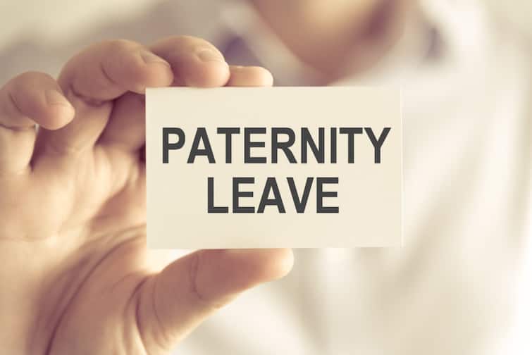 paternity leave What are its rules know everything Delhi Gujarat Bihar MP Rajasthan UP Paternity Leave: पैटर्निटी लीव क्या है? कौन से राज्य देते हैं बच्चे के जन्म पर पिता को छुट्टी? जानिए क्या हैं इसके नियम
