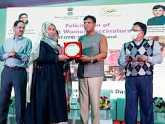 On Women's Day, Health Minister Mansukh Mandaviya Felicitates 72 Best Women Covid Vaccinators