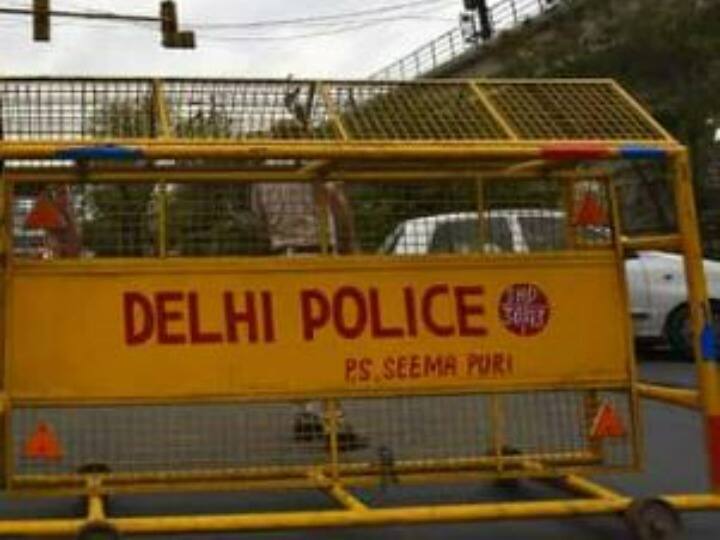 This big change happened in Delhi Defense Colony police station became the reason for Womens Day महिला दिवस पर दिल्ली के इस थाने को बनाया गया महिला पुलिस थाना, पुलिसकर्मियों ने इस तरह की ड्यूटी