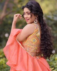 'ये रिश्ता क्या कहलाता है' फेम शिवांगीने लग्नाबाबत चाहत्यांना दिलं हटके उत्तर; पाहा फोटो