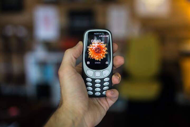 RBI Launches UPI for feature phones UPI123Pay and helpline for digital payments RBI On Feature Phone: अब UPI पेमेंट के लिए  स्मार्टफोन की जरुरत नहीं, फीचर फोन यूजर भी कर सकेंगे इस सुविधा का इस्तेमाल