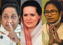 Women's Day 2022: इन महिलाओं ने राजनीति में हासिल किया ख़ास मुकाम, जानें कामयाबी की सीढ़ियों पर चढ़ने वाली इन दिग्गजों के बारे में