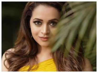Malayalam actor Dileepan and actress bhavana isssue Bhavana : இன்னும் பயந்துகிட்டேதான் இருக்கேன்.. மகளிர் தின விழாவில் மனம்திறந்த பாவனா..