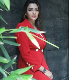 ਤਿੰਨ ਬੱਚਿਆਂ ਦੀ ਮਾਂ ਇਹ ਖੂਬਸੂਰਤ ਤੇ ਸਫਲ ਬਿਜ਼ਨਸਮੈਨ, ਪਤੀ ਨੂੰ ਦਿੰਦੀ Success ਦਾ ਕ੍ਰੈਡਿਟ