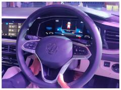 पावरफुल इंजन और लग्जरी इंटीरियर के साथ देखिए कैसी है Volkswagen Virtus सेडान कार