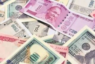Rupee-Dollar: ક્રૂડમાં વધારો, રોકાણકારોની વેચવાલીથી રૂપિયામાં ઐતિહાસિક ઘટાડો, પ્રથમ વખત ડોલર સામે રૂપિયો 77.81ના સ્તરે