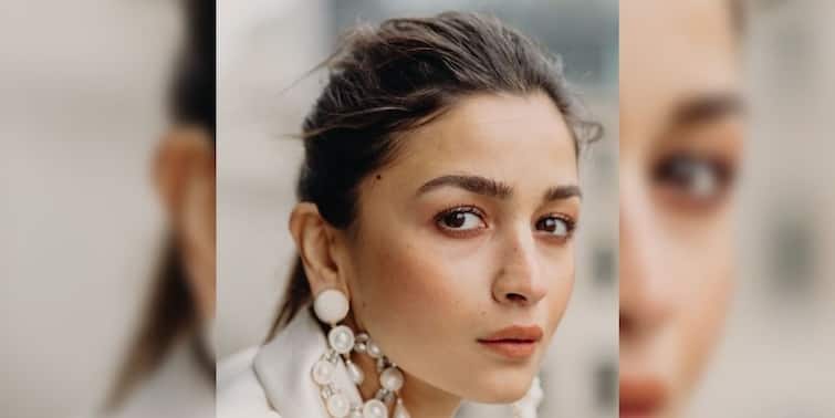 Alia Bhatt goes global, joins Gal Gadot and Jamie Dornan in Netflix’s Heart of Stone Alia Bhatt in Hollywood: হলিউডে পা রাখছেন 'গঙ্গুবাঈ' আলিয়া ভট্ট