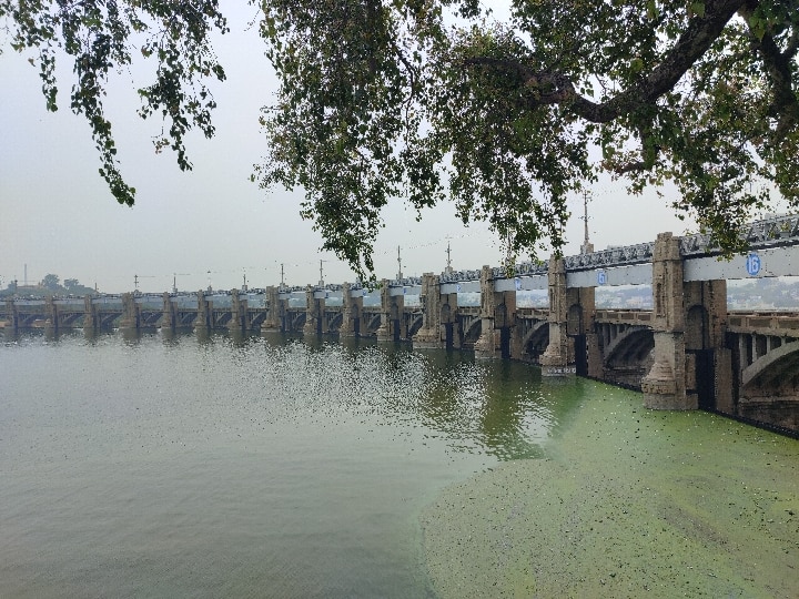 மேட்டூர் அணையின் நீர்வரத்து 450 கன அடியில் இருந்து 461 கன அடியாக அதிகரிப்பு.