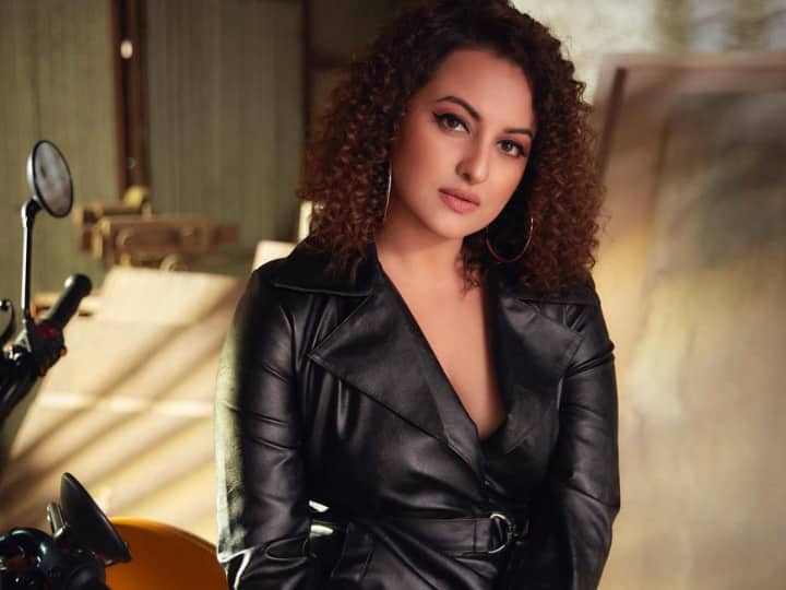 Sonakshi Sinha Releases An Official Statement In Response To ‘non Bailable Warrant Issued