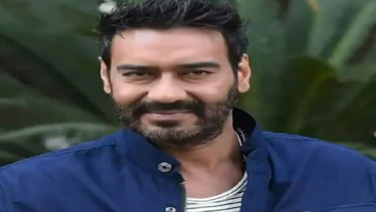 Women’s Day Special: Ajay Devgn introduces himself as ‘Veena’s son | Khabar Filmy Hai (8 March 2022)