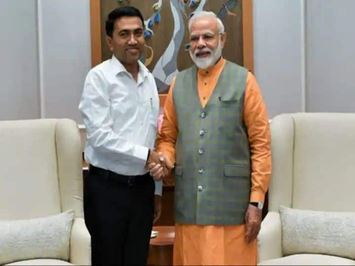 goa-assembly-election-cm-pramod-sawant-meet-prime-minister-narendra-modi Election 2022: एक्झिट पोलच्या निकालानंतर भाजपमध्ये बैठकीचे सत्र सुरू, गोव्याच्या मुख्यमंत्र्यांनी घेतली पंतप्रधानांची भेट