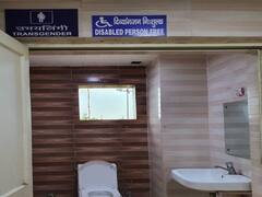 Delhi Transgender Toilet: दिल्ली में इन 10 जगहों पर ट्रांसजेंडर के लिए बनेंगे शौचालय, मिलेंगी ये सुविधाएं