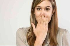 Health Tips: વારંવાર આવતી હેડકીથી પરેશાન છો? આ છે રામબાણ ઇલાજ, અજમાવી જુઓ