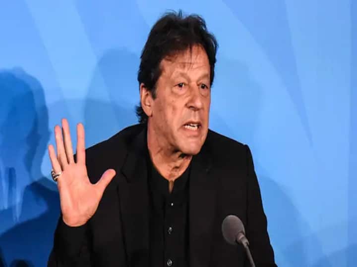 Pakistan Opposition parties no confidence motion against PM Imran Khan क्या पाकिस्तान के PM इमरान खान को गंवानी पड़ेगी कुर्सी? विपक्षी दलों ने पेश किया अविश्वास प्रस्ताव