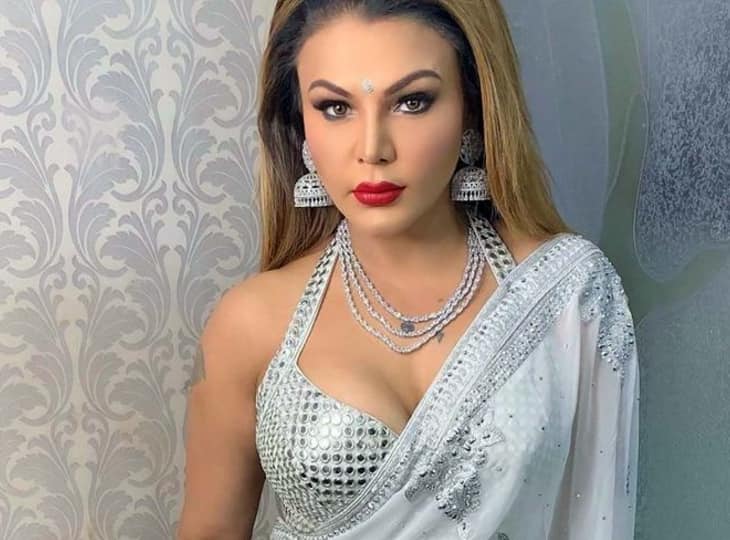 फिल्मों में आने के लिए 16 साल की उम्र में राखी सावंत ने किया था ऐसा काम, अब बोलीं- वो सबसे डरावनी चीज़ थी Rakhi Sawant revealed she decided to go for surgery at the age of 16 due to this reason फिल्मों में आने के लिए 16 साल की उम्र में राखी सावंत ने किया था ऐसा काम, अब बोलीं- वो सबसे डरावनी चीज़ थी