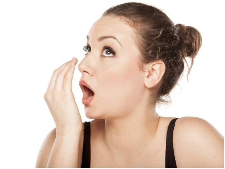 Health Tips, Get rid of bad Breath with these Natural Homemade Mouthwashes, Tips to get rid of Bad Breath मुंह की बदबू से हैं परेशान? इन नेचुरल होममेड माउथवॉस का करें इस्तेमाल