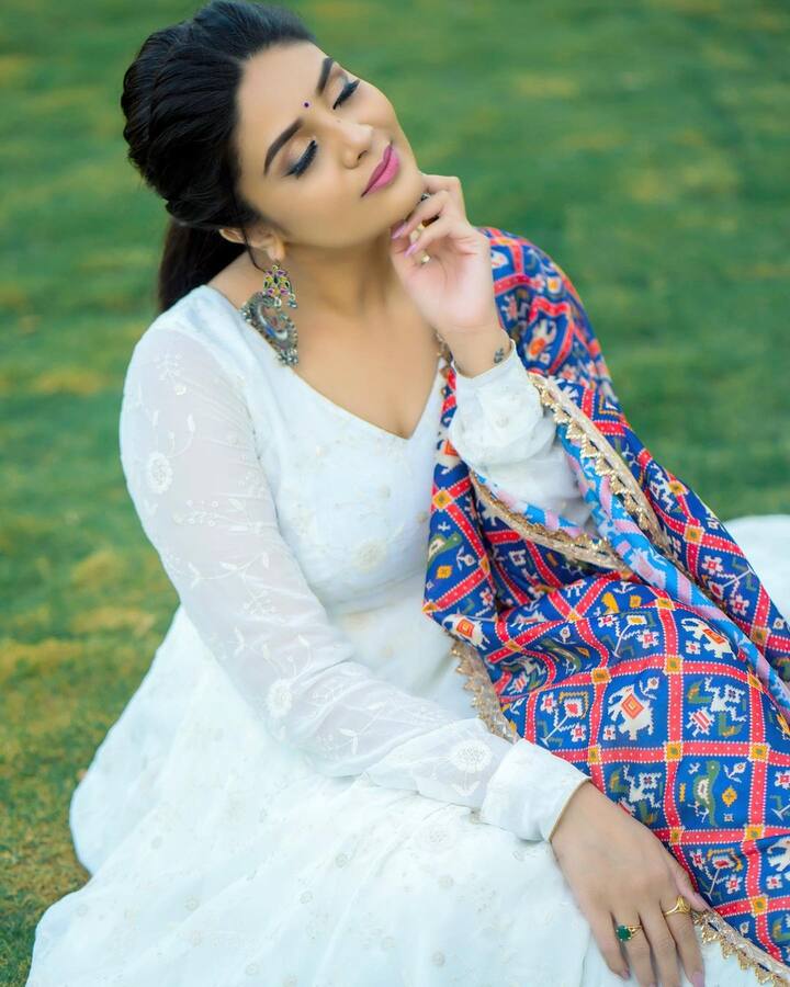 శ్రీముఖి ఫోటోలు -Image credit: Sreemukhi/Instagram