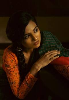 Actress Ramya Pandian: ரம்யா பாண்டியனின் ரம்மியமான புகைப்படங்கள்!!