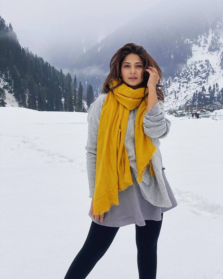 ਜੈਨੀਫਰ ਆਖਰੀ ਵਾਰ ਟੀਵੀ ਸੀਰੀਅਲ ਬੇਹੱਦ 2 ਵਿੱਚ ਨਜ਼ਰ ਆਈ ਸੀ। ਉਨ੍ਹਾਂ ਦੇ ਸ਼ੋਅ ਨੂੰ ਕਾਫੀ ਪਸੰਦ ਕੀਤਾ ਗਿਆ ਸੀ।