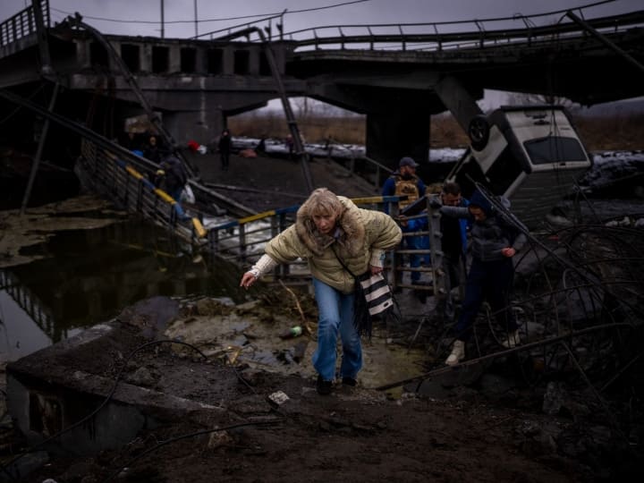 Russia Ukraine War: Half of the Kiev population apparently fled as Russian army advances towards National capital Russia Ukraine War: হামলা প্রসূতি হাসপাতালেও, জনশূন্য হওয়ার পথে রাজধানী কিভ, দাবি ইউক্রেনের