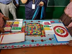 Ghaziabad: महिला आईएएस अधिकारी की पहल, बच्चे अब बोर्ड गेम के जरिए सीखेंगे 'गुड और बैड टच' की पहचान