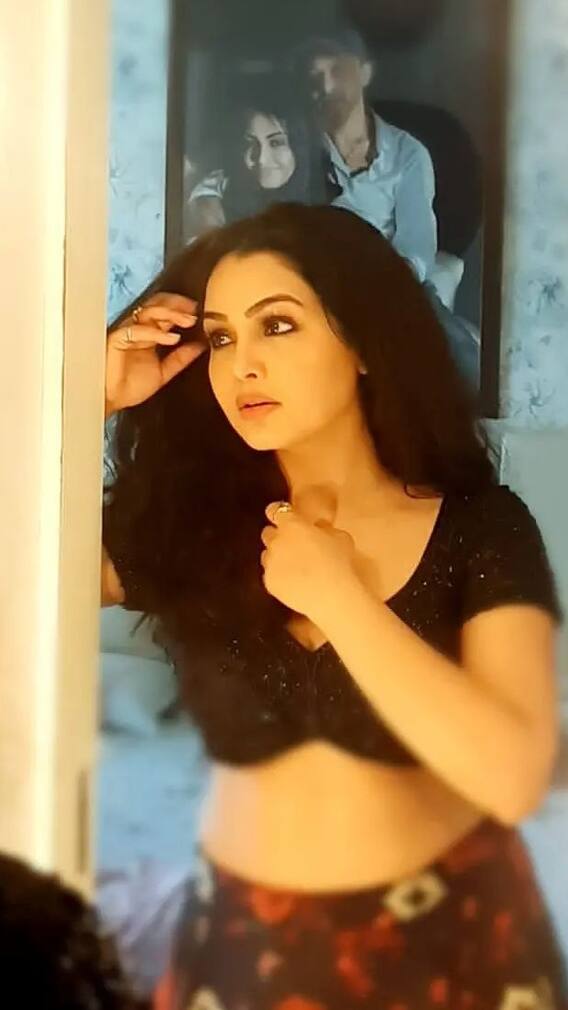 भाबीजी घर पर हैं की अंगूरी भाभी रियल लाइफ में हैं बेहद ग्लैमरस