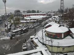 Jammu-Kashmir Weather Forecast: जम्मू-कश्मीर में आज छाए रहेंगे बादल, क्या होगी बारिश और बर्फबारी, जानें- मौसम विभाग का अनुमान