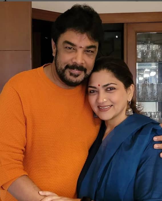Kushboo Sundar anniversary pics: 22 ஆண்டுகால திருமண வாழ்க்கை... பழைய புகைப்படங்களை பகிர்ந்து குஷ்பு மகிழ்ச்சி Kushboo Sundar anniversary pics: 22 ஆண்டுகால திருமண வாழ்க்கை... பழைய புகைப்படங்களை பகிர்ந்து குஷ்பு மகிழ்ச்சி