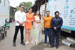 Photos: Bachchhan Paandey Stars- Akshay Kumar, Kriti Sanon, Jacqueline Fernandez, Arshad Warsi On Set Of The Kapil Sharma Show
