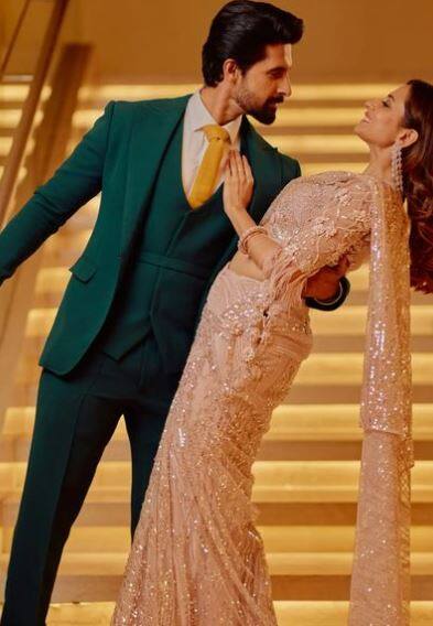 રવિ અને સરગુનની લવ સ્ટોરી ઘણી રસપ્રદ છે. બંનેની પહેલી મુલાકાત વર્ષ 2009માં 12/24 કરોલ બાગ ટીવી શોના સેટ પર થઈ હતી.