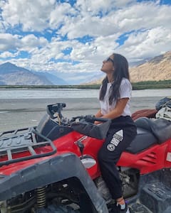 Sara Ali Khan Shares Gorgeous Set Of PICS From Her 'Travel Diaries In Ladakh'