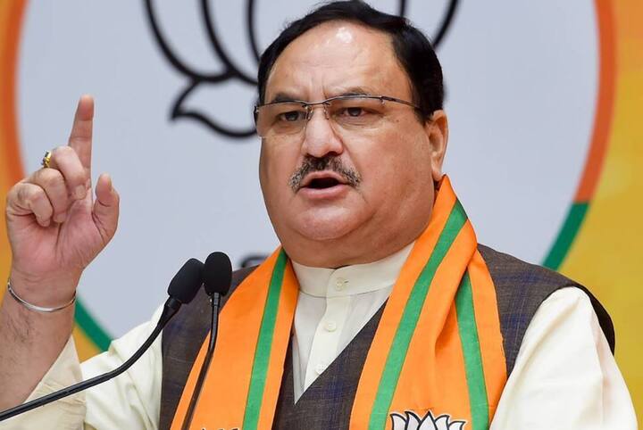 वहीं बीजेपी अध्यक्ष जेपी नड्डा ने यूपी में 41 चुनावी रैलियां और रोड शो किए.