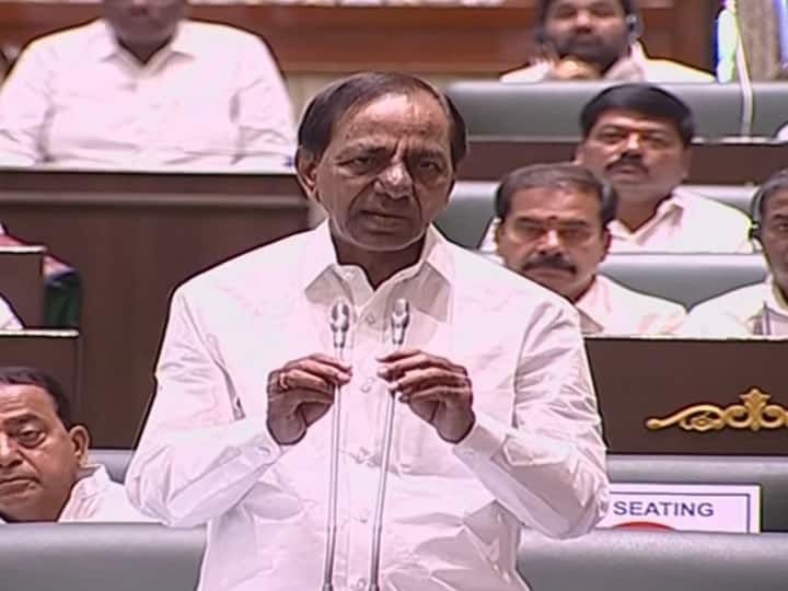 Telangana Existence language gets more identification after AP bifurcation says CM KCR KCR: సినిమాల్లో తెలంగాణ యాస ఉంటేనే హీరో క్లిక్ అవుతున్నడు, అప్పట్లో అడిగే దిక్కులేదు - కేసీఆర్