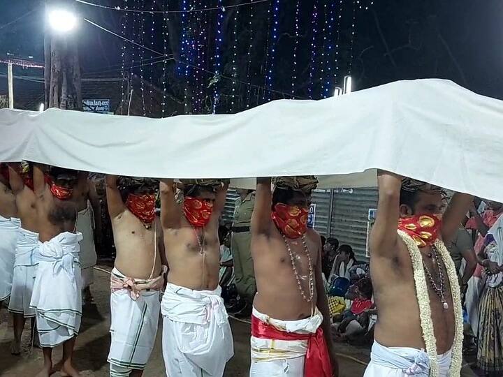 Kanyakumari: Oppression Puja at the Sabarimala Mandaikadu Bhagavathy Amman Temple for Women - Crowds of devotees from Tamil Nadu and Kerala participate பெண்களின் சபரிமலை மண்டைக்காடு பகவதி அம்மன் கோயிலில் ஒடுக்கு பூஜை - தமிழகம், கேரளாவில் இருந்து திரளான பக்தர்கள் பங்கேற்பு