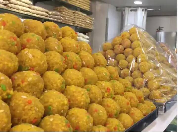 ਨਤੀਜਿਆਂ ਤੋਂ ਪਹਿਲਾਂ ਸੋਮਵਾਰ ਸ਼ਾਮ ਨੂੰ ਐਗਜ਼ਿਟ ਪੋਲ ਜਾਰੀ ਕਰ ਦਿੱਤੇ ਗਏ ਹਨ। ਕੁਝ ਐਗਜ਼ਿਟ ਪੋਲ ਅਤੇ ਕੁਝ ਉਮੀਦਵਾਰਾਂ ਦੇ ਆਪਣੇ ਮੁਲਾਂਕਣ ਦੇ ਆਧਾਰ 'ਤੇ ਪੰਜਾਬ ਦੀਆਂ ਸਿਆਸੀ ਪਾਰਟੀਆਂ ਅਤੇ ਉਨ੍ਹਾਂ ਦੇ ਉਮੀਦਵਾਰ ਪੰਜਾਬ ਵਿਧਾਨ ਸਭਾ ਚੋਣਾਂ ਦੇ ਨਤੀਜਿਆਂ ਤੋਂ ਪਹਿਲਾਂ ਹੀ ਲੱਡੂਆਂ ਦਾ ਆਰਡਰ ਦੇ ਰਹੇ ਹਨ।