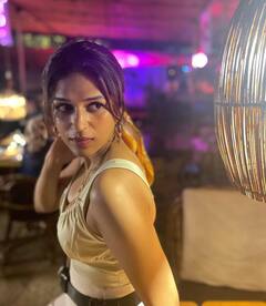 Shraddha Das Photos: నో మేకప్ లుక్‌లో శ్రద్ధా, అయినా బావుంది