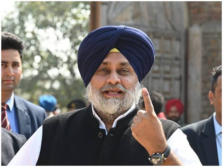 Assembly Election 2022 Akali Dal leader Sukhbir Badal furious over exit polls in Punjab Election Commission of India
