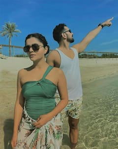 पति अभिनव शुक्ला संग अबू धाबी में वेकेशन एंजॉय कर रही हैं रुबीना दिलैक, मोनोकिनी में बीच किनारे दिखा ग्लैमरस अंदाज