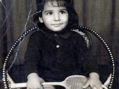 स्टार का नाम तो बाद में सोचिएगा, पहले ये बताइए फोटो में दिख रहा ये स्टार लड़की है या लड़का ?