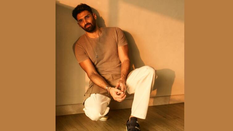 Aditya Roy Kapoor starrer 'OM - The Battle Within' to release on July 1, know in details Aditya Roy Kapoor: অ্যাকশনধর্মী ছবিতে আদিত্য রয় কপূর, প্রকাশ্যে ফার্স্ট লুক ও মুক্তির দিন ঘোষণা